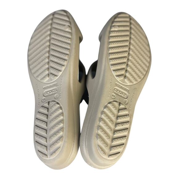 Crocs Women’s Sanrah Circle Slide Sandals In The Color Oyster/Khaki ColorWay 7 - Picture 6 of 9